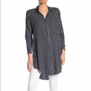 William Rast Black and White Checkered Plaid Button Front Tie Hem Tunic Top
